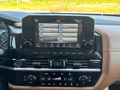 Used 2022 Nissan Pathfinder Platinum w/ Cargo Package AWD/4WD image 30