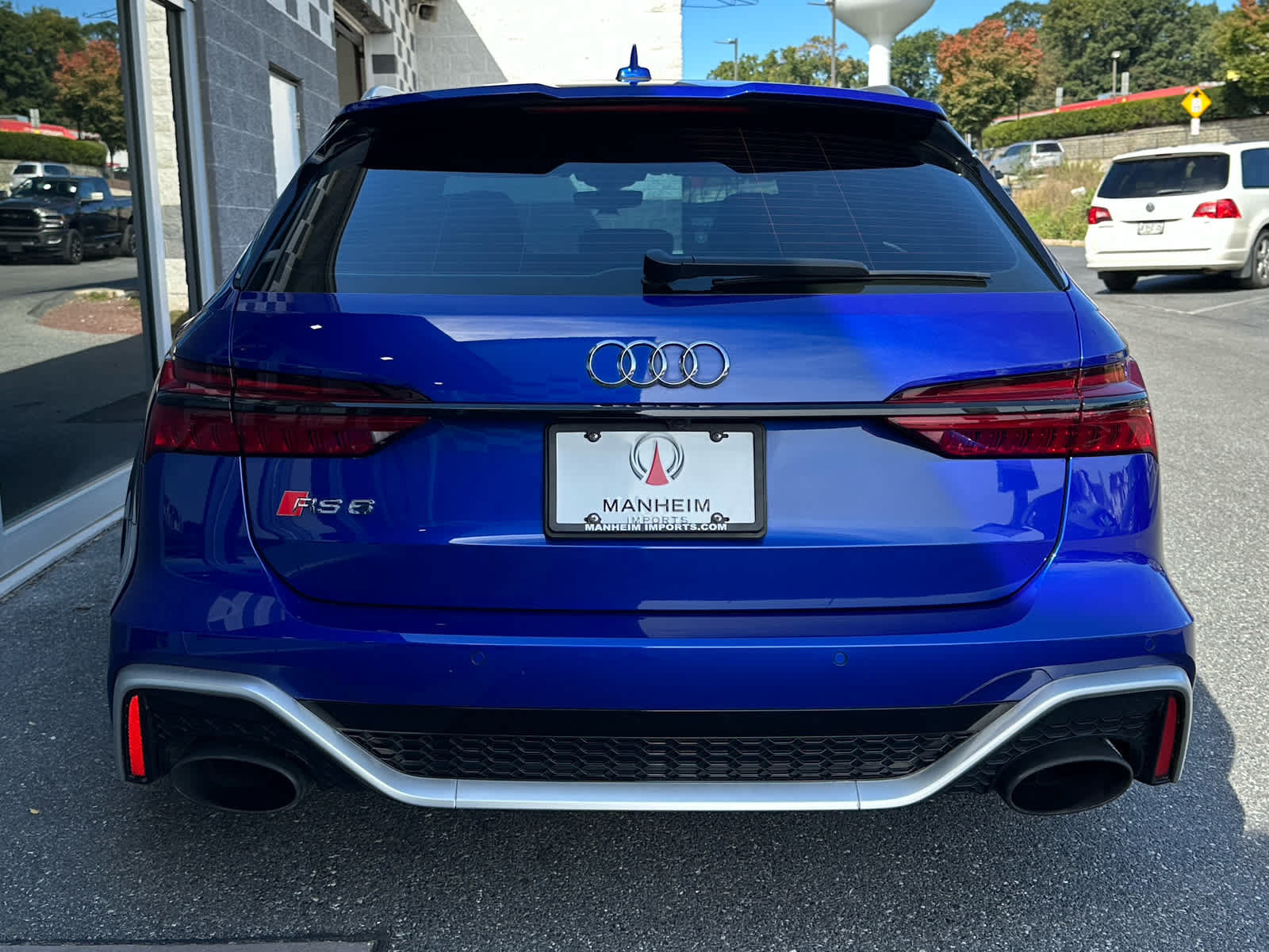 Used 2023 Audi RS 6 AWD/4WD image 5