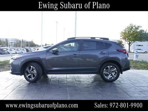 Used 2026 Subaru Crosstrek 2.0i Premium image 2