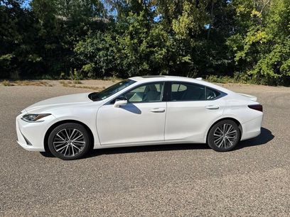 Certified 2024 Lexus ES 300h w/ Premium Package