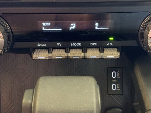 Used 2025 Toyota Tacoma SR5 image 47