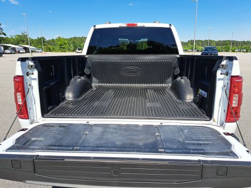 Used 2022 Ford F150 XLT w/ Equipment Group 302A High AWD/4WD image 12