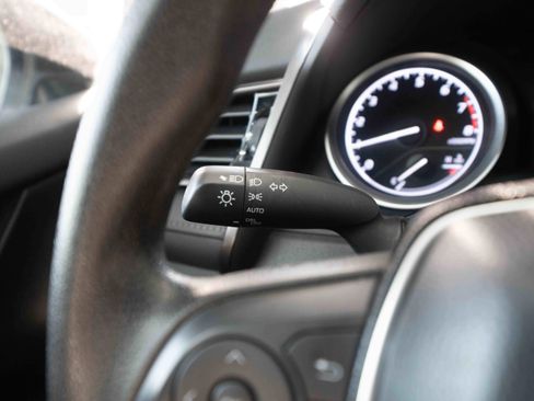 Used 2024 Toyota Camry LE image 13