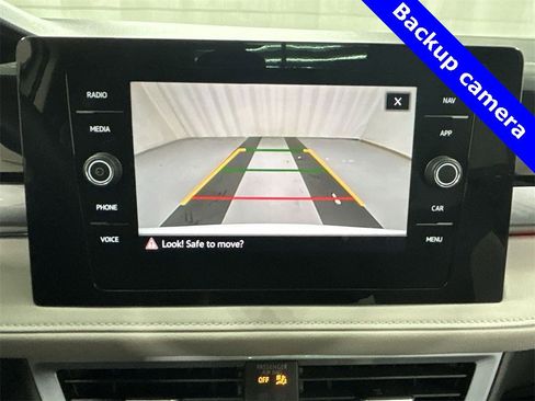 Certified 2025 Volkswagen Taos SEL image 23