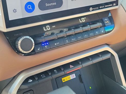 Used 2023 Toyota Tundra 1794 Edition image 25