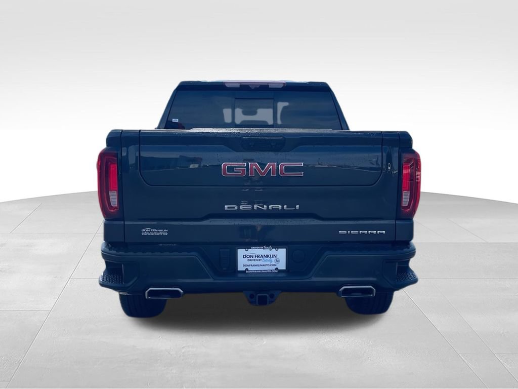 Used 2024 GMC Sierra 1500 Denali w/ Technology Package AWD/4WD image 7