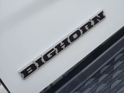 Used 2022 RAM 2500 Big Horn w/ Level C Equiment Group AWD/4WD image 8