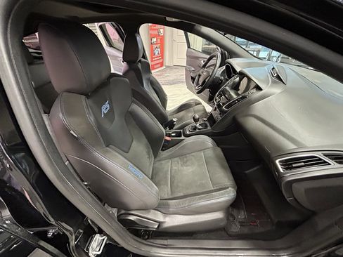 Used 2017 Ford Focus RS image 38