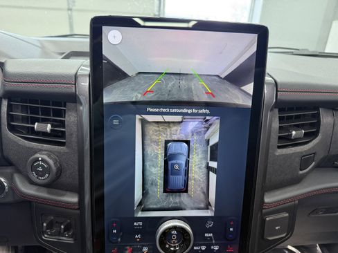 Used 2023 Ford Expedition Max Limited image 6