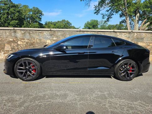 Used 2024 Tesla Model S Plaid AWD/4WD image 8