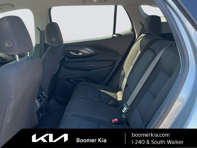 Used 2023 GMC Terrain SLE w/ Driver Convenience Package FWD image 13