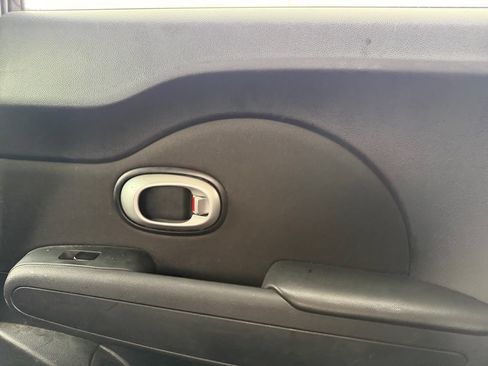 Used 2016 Kia Soul FWD image 33