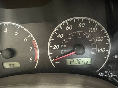 Used 2010 Toyota Corolla FWD image 15