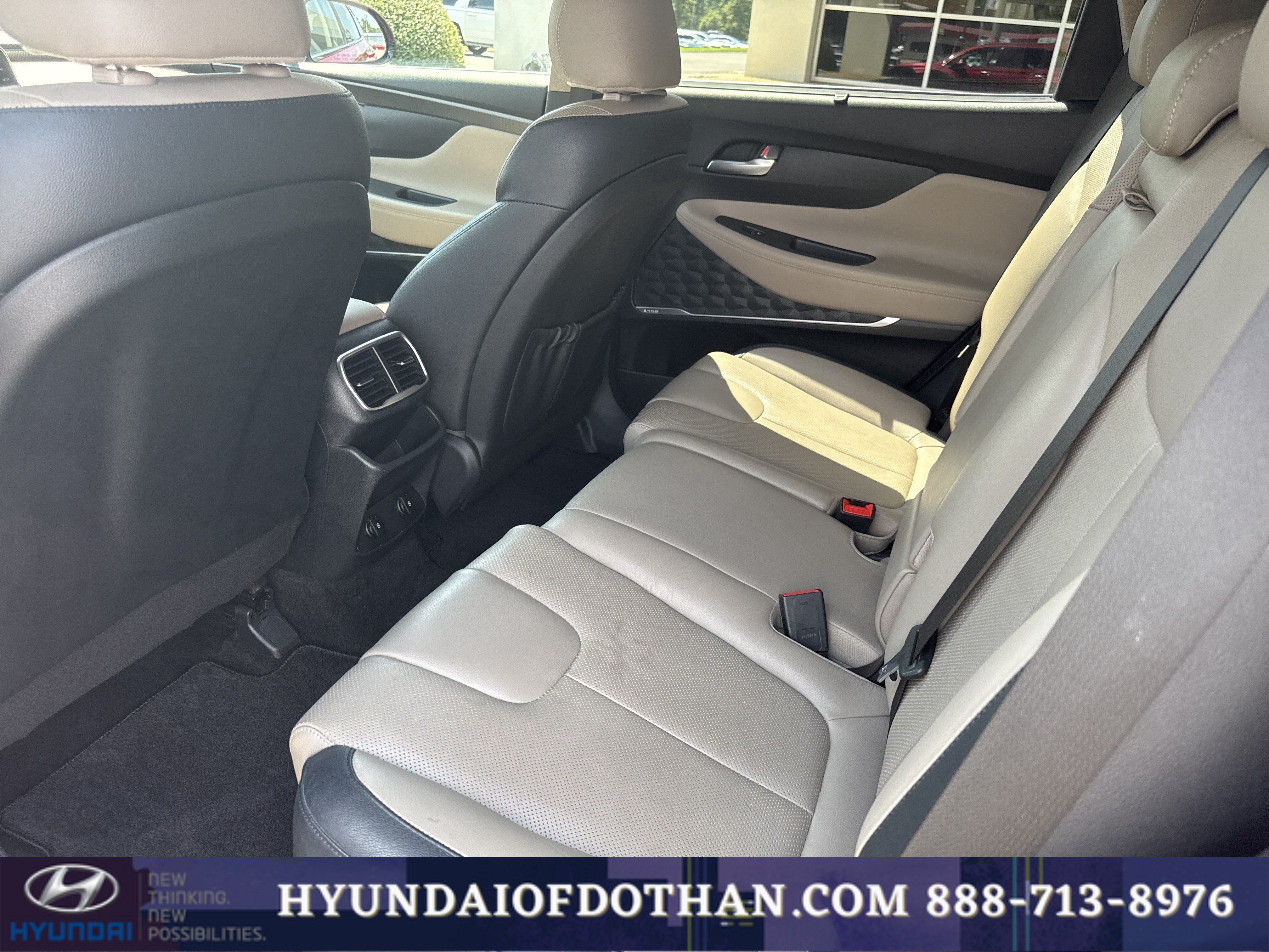 Used 2019 Hyundai Santa Fe Limited w/ Cargo Package FWD image 12