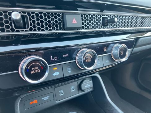 Certified 2025 Honda Civic LX image 21