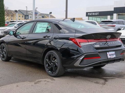 New 2026 Hyundai Elantra Sport image 5