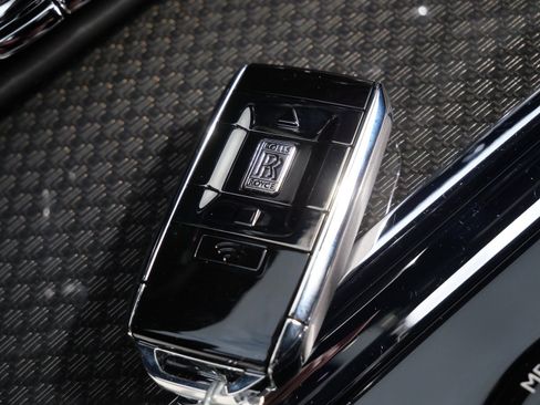 Certified 2022 Rolls-Royce Ghost Black Badge image 35