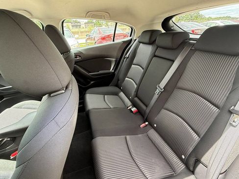Used 2014 MAZDA MAZDA3 i Touring image 23