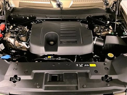 Certified 2026 Land Rover Defender 130 S AWD/4WD image 9