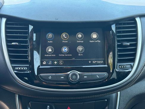 Used 2019 Chevrolet Trax LS FWD image 9