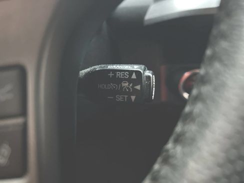 Used 2021 Toyota Tacoma TRD Off-Road RWD image 18