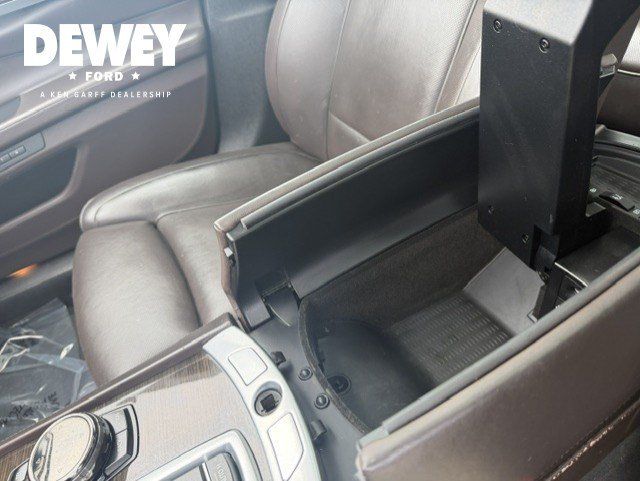 Used 2014 BMW 750Li RWD image 25