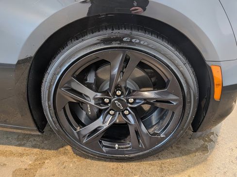 Used 2024 Chevrolet Camaro LT image 7