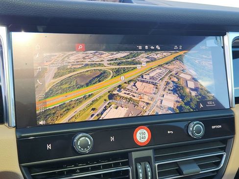 New 2026 Porsche Macan image 15