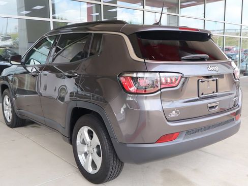 Used 2021 Jeep Compass Latitude w/ Convenience Group FWD image 6