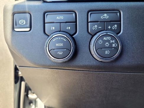 Used 2026 Chevrolet Silverado 1500 RST w/ RST Select Package AWD/4WD image 15