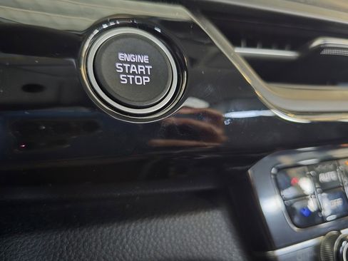 Used 2024 Kia Seltos S image 38