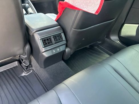 Used 2023 Honda Accord EX-L image 15