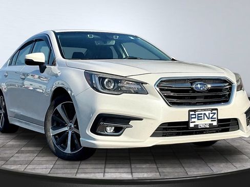 Used 2018 Subaru Legacy 2.5i Limited AWD/4WD image 3