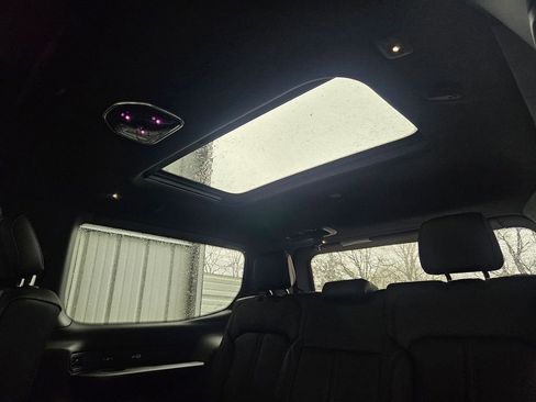 New 2026 Jeep Grand Wagoneer Limited AWD/4WD image 42