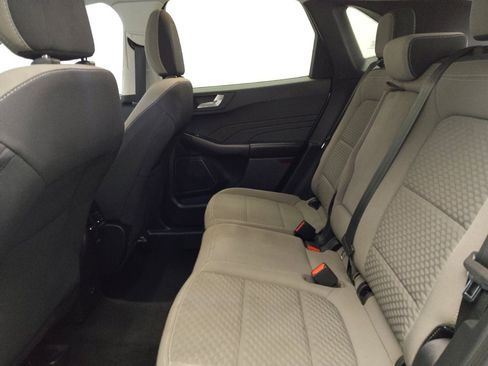 Used 2021 Ford Escape SE w/ SE Sport Appearance Package image 18