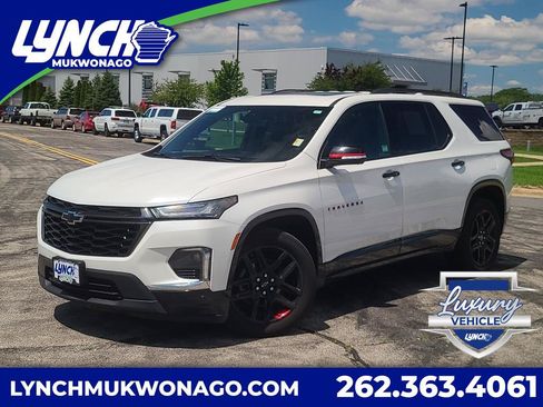 Used 2022 Chevrolet Traverse Premier w/ Redline Edition AWD/4WD image 1