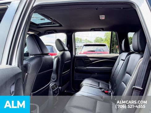 Used 2023 Honda Passport EX-L image 15
