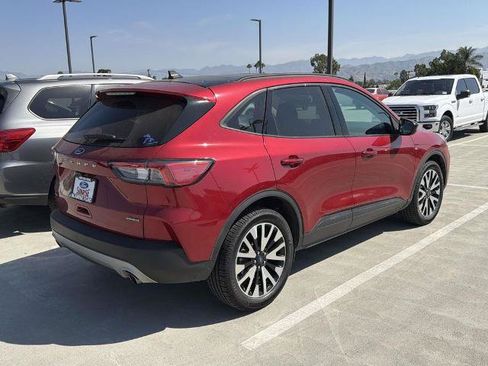 Certified 2020 Ford Escape SE Sport AWD/4WD image 17