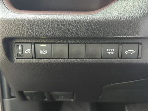 New 2025 Toyota RAV4 Limited image 14