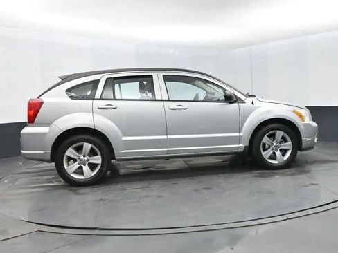 Used 2011 Dodge Caliber Mainstreet image 4