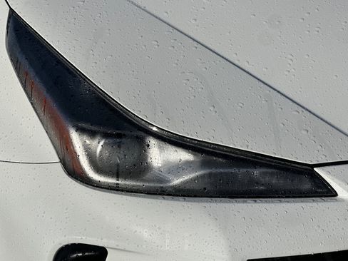 Certified 2022 Toyota Prius LE image 47