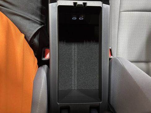 New 2026 Toyota Prius LE image 14