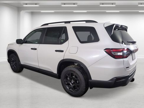 New 2026 Honda Pilot TrailSport image 5