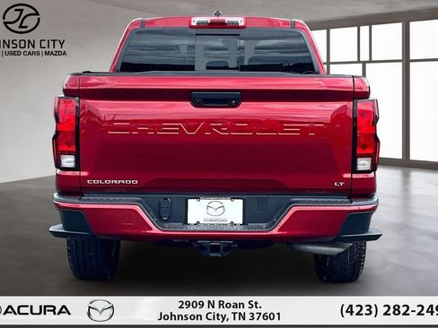 Used 2024 Chevrolet Colorado LT w/ LT Convenience Package AWD/4WD image 4