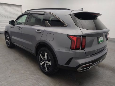Used 2022 Kia Sorento EX w/ Panoramic Sunroof Package image 5