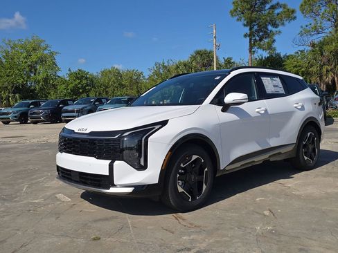 New 2026 Kia Sportage SX image 4
