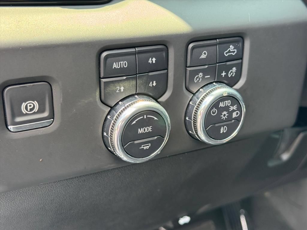 Used 2025 GMC Sierra 2500 AT4 AWD/4WD image 17