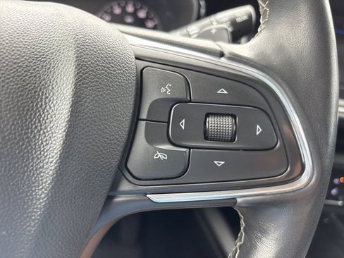 Used 2023 Buick Envision Preferred FWD image 28