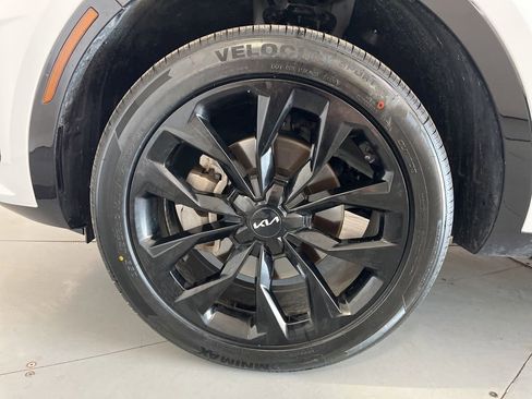 Used 2023 Kia Sorento SX AWD/4WD image 15