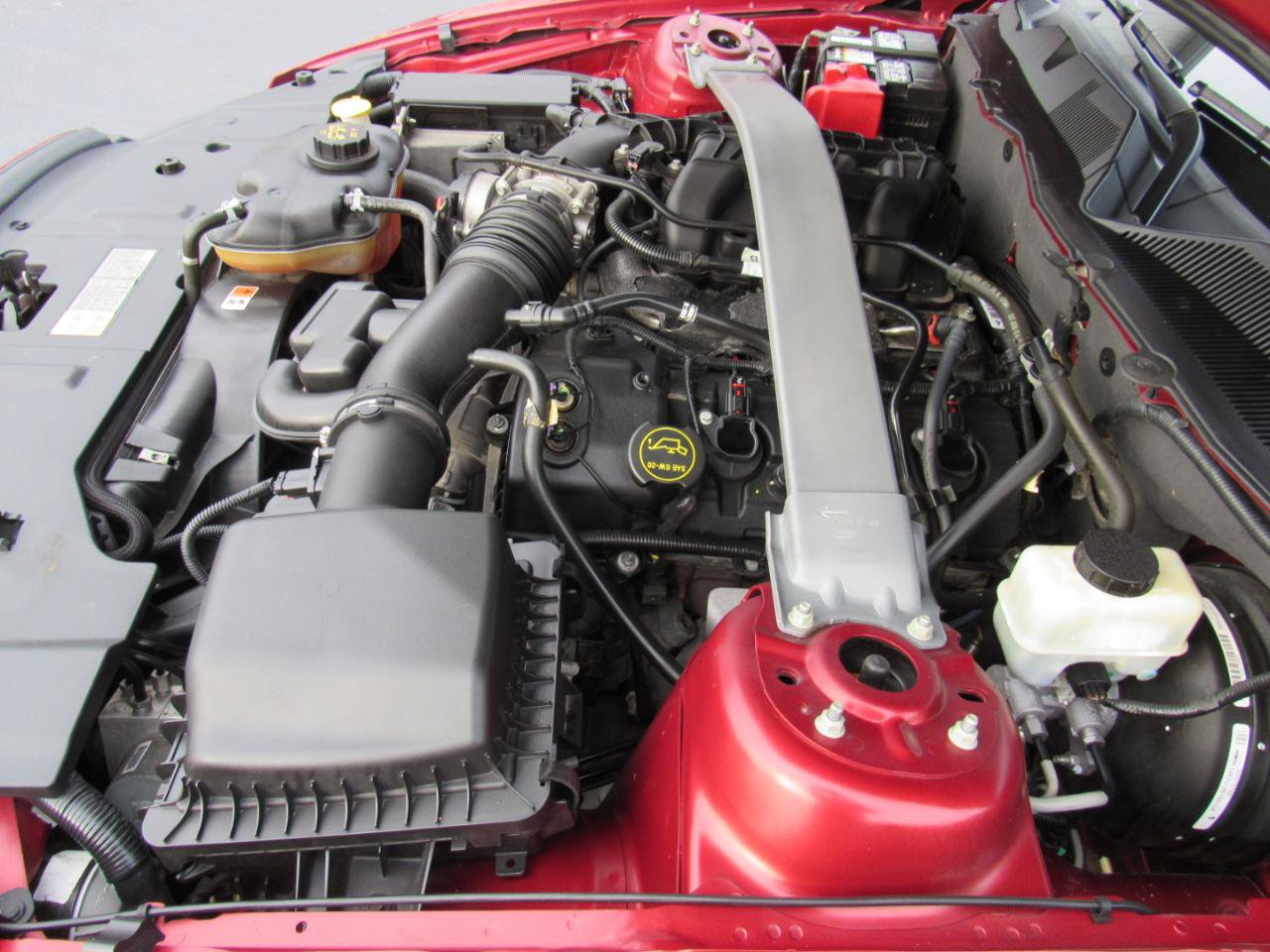Used 2014 Ford Mustang Convertible RWD image 26